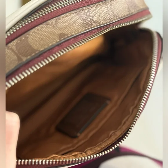 Coach x Star Wars Special Edition Crossbody Bag – Rare Collectible C3-PO - Picture 10 of 16